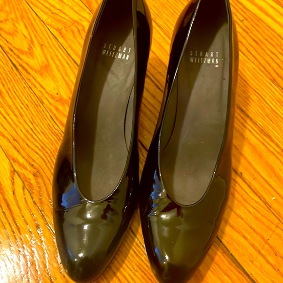 Classic beautiful Stuart weitzman black pump heels - Picture 1 of 7